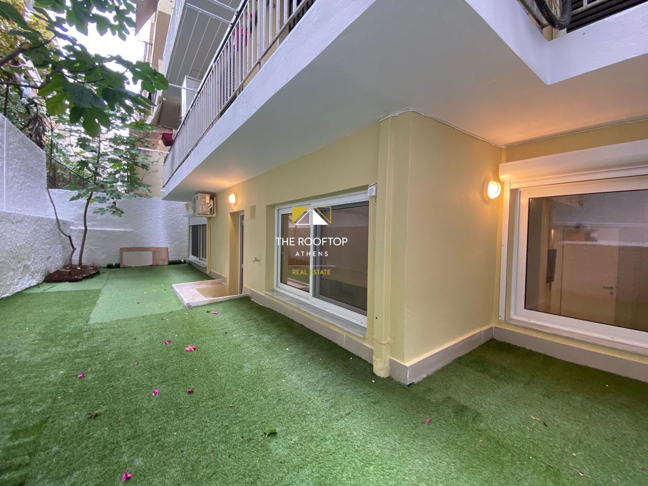 Ampelokipoi: Renovated ground floor apartment GV